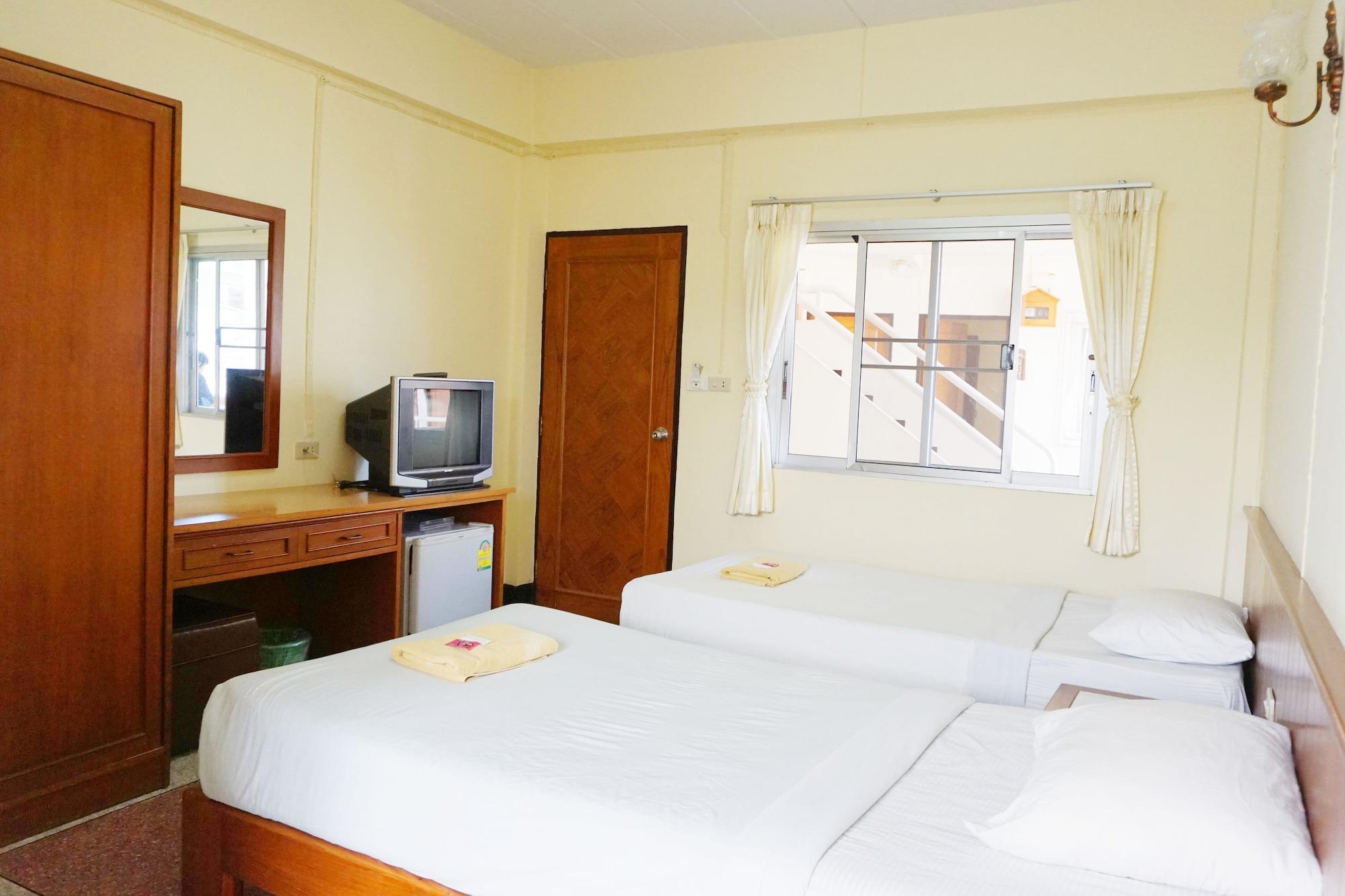 Safe House Court Hotel Chiang Mai Ngoại thất bức ảnh