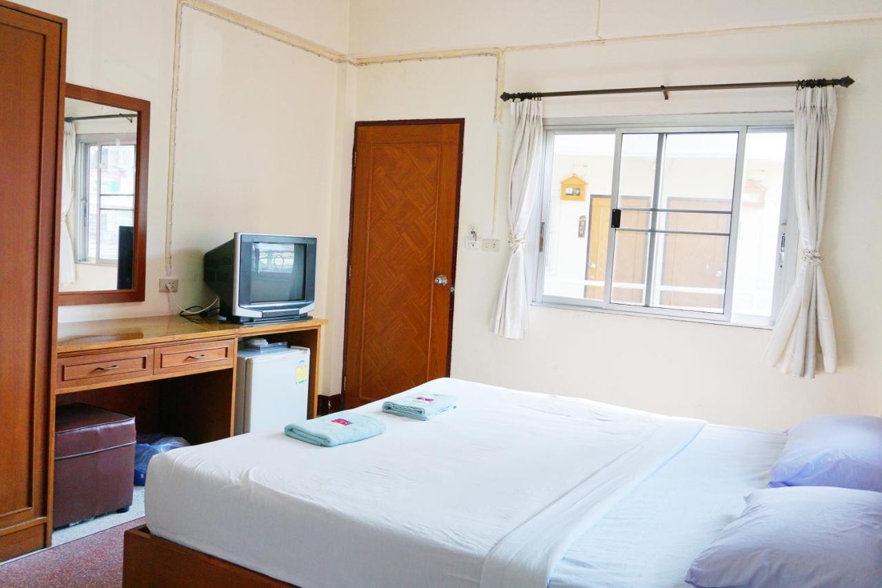 Safe House Court Hotel Chiang Mai Ngoại thất bức ảnh