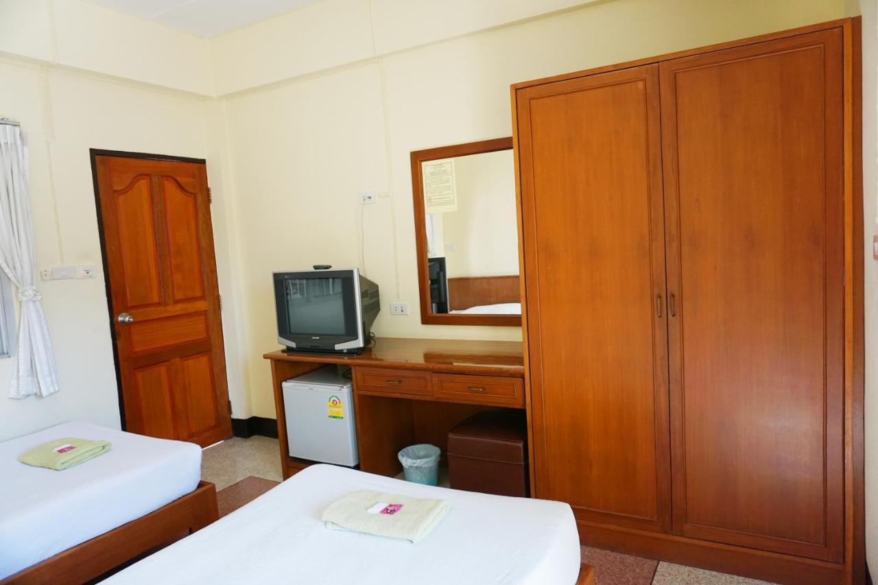 Safe House Court Hotel Chiang Mai Ngoại thất bức ảnh