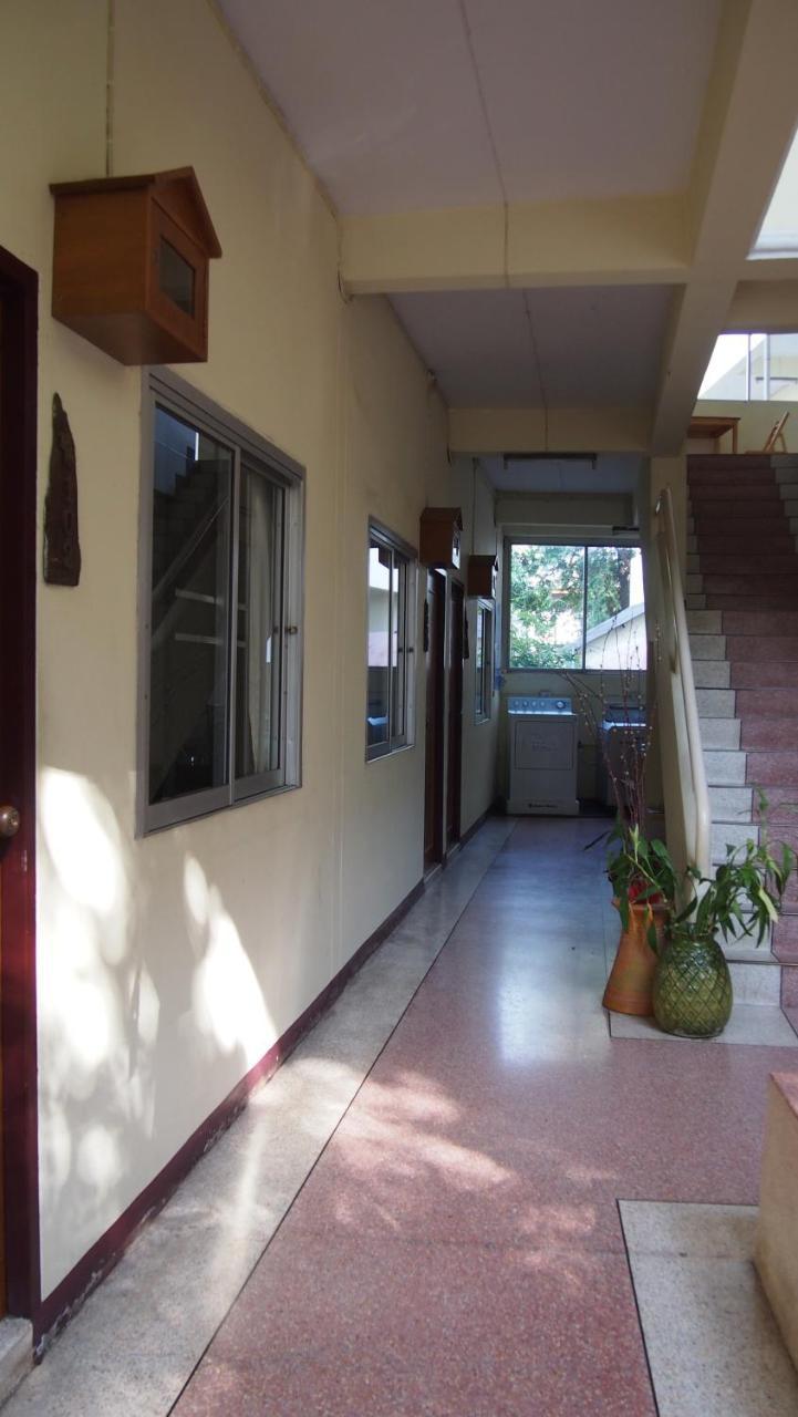 Safe House Court Hotel Chiang Mai Ngoại thất bức ảnh