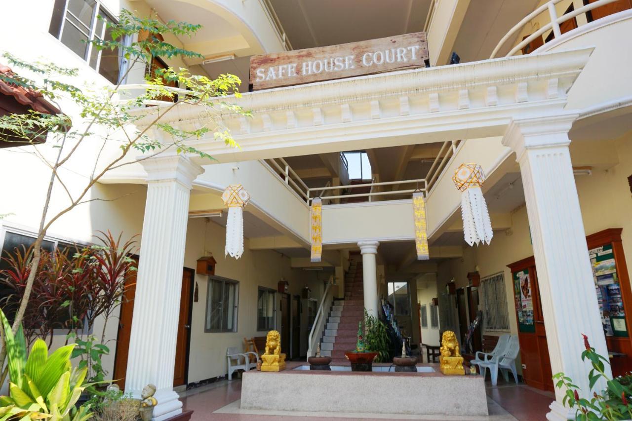 Safe House Court Hotel Chiang Mai Ngoại thất bức ảnh